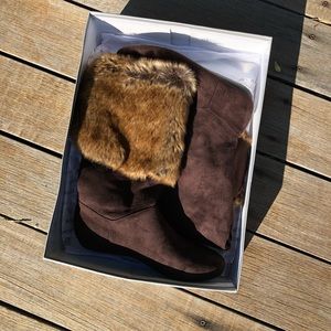 NWT Report Meloni Dark Brown Suede Faux Fur Boots